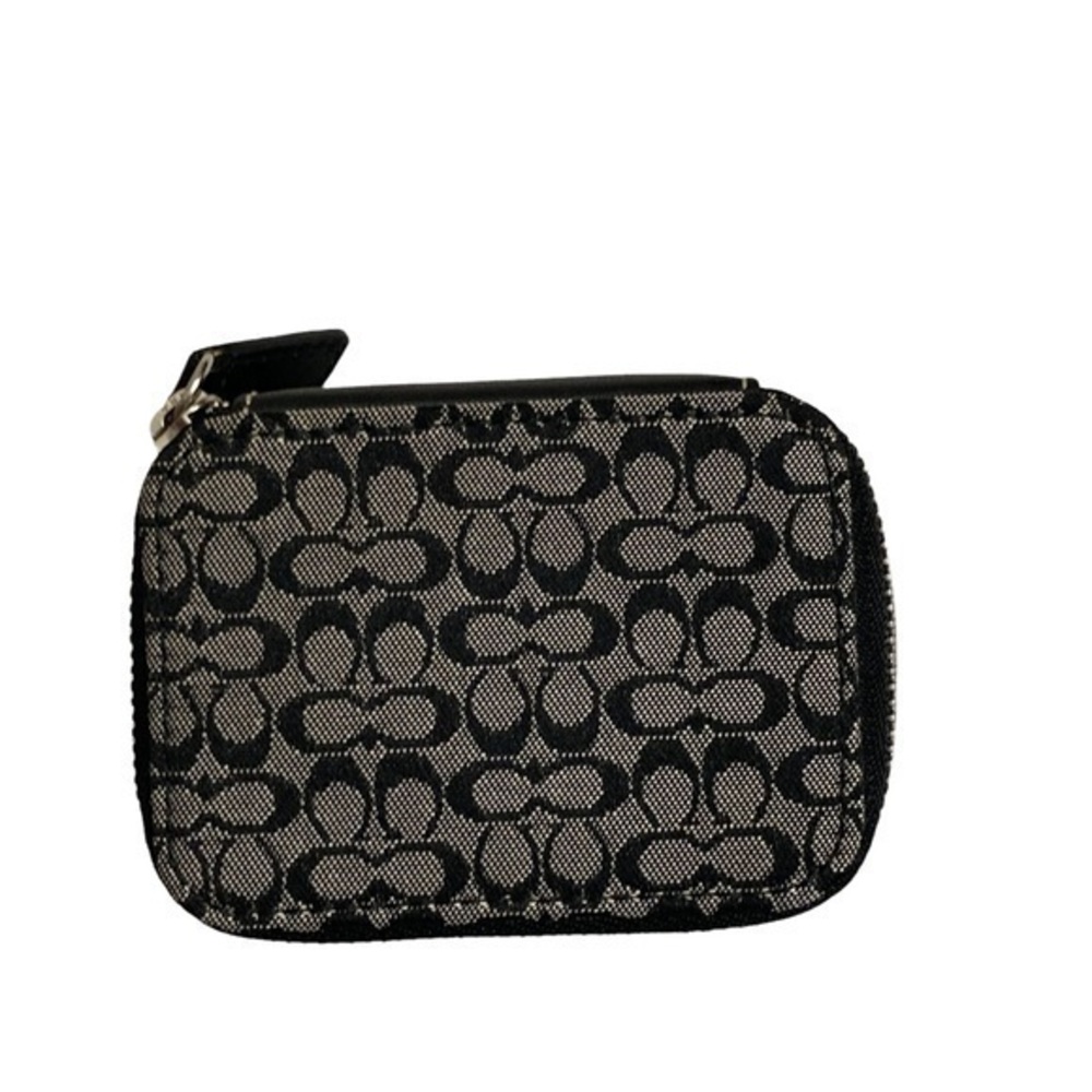 Coach signature mini c black gray pill box